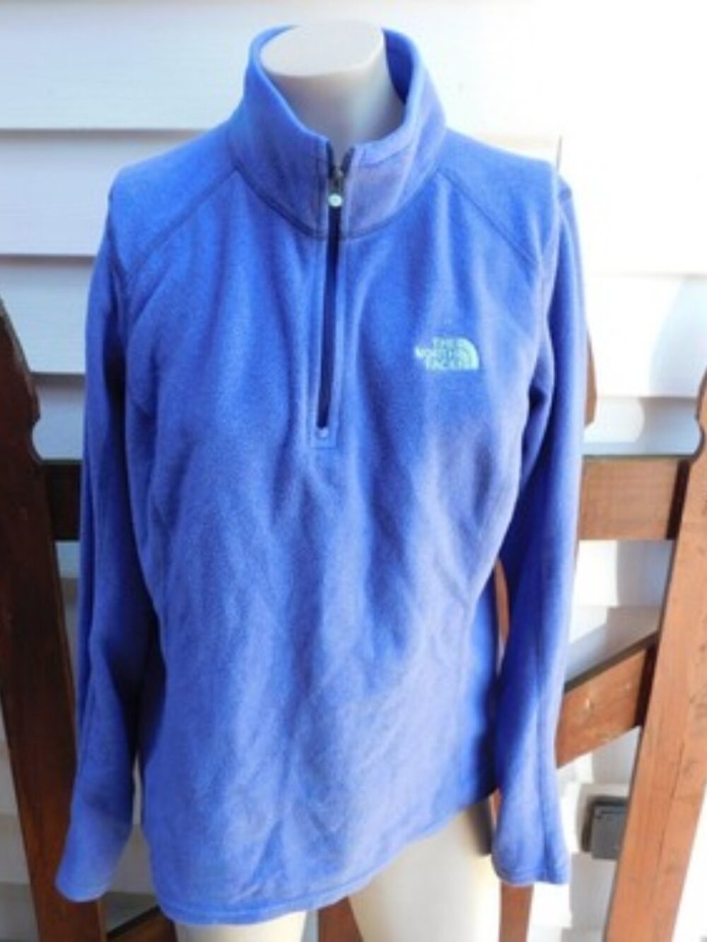 THE NORTH FACE Womens Athletic 1/4 Zip Fleece Pullover Sweater Medium